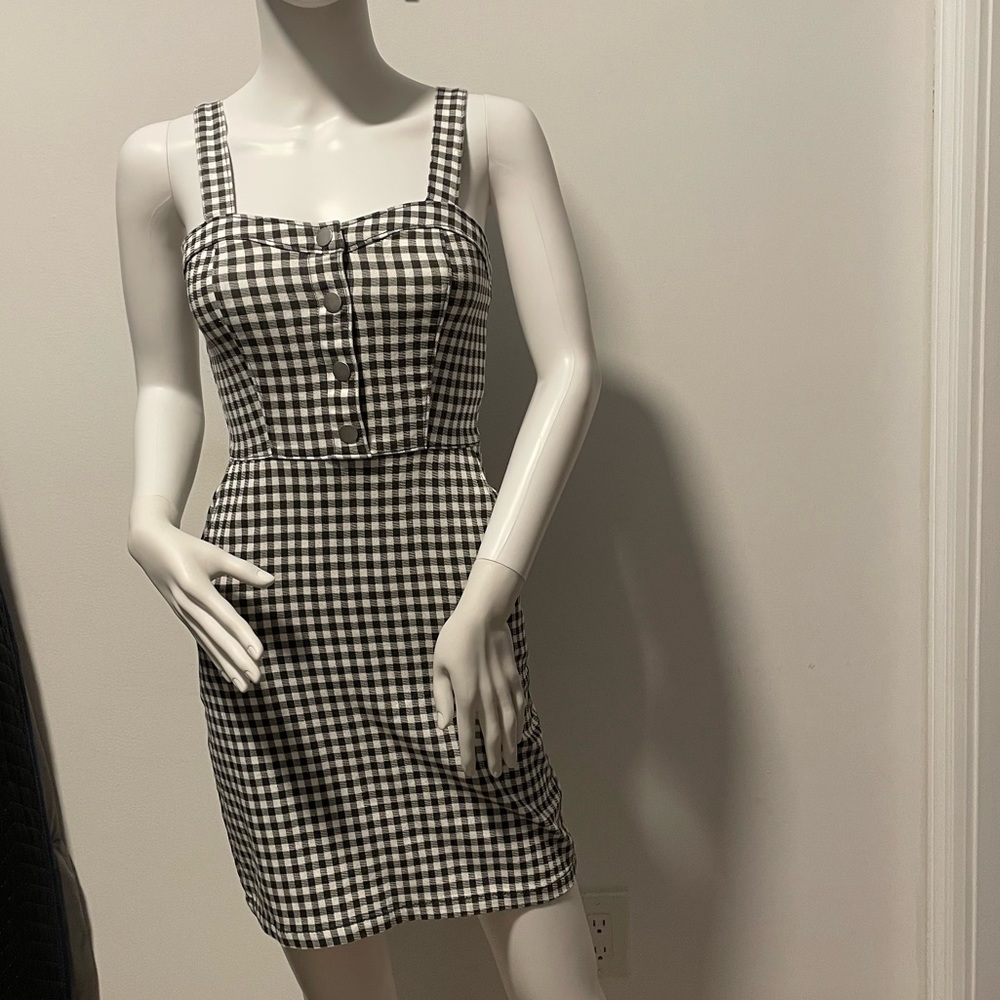 Black & White checked Dress - Picture 7 of 9